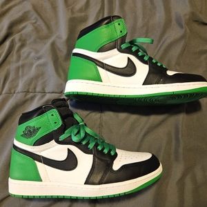 Air Jordan 1 Retro High OG Lucky Green